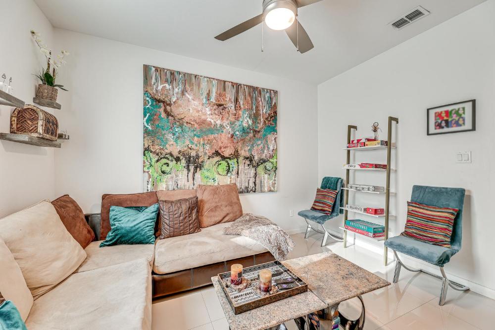 Covered Patio and Grill Colorful McAllen Home